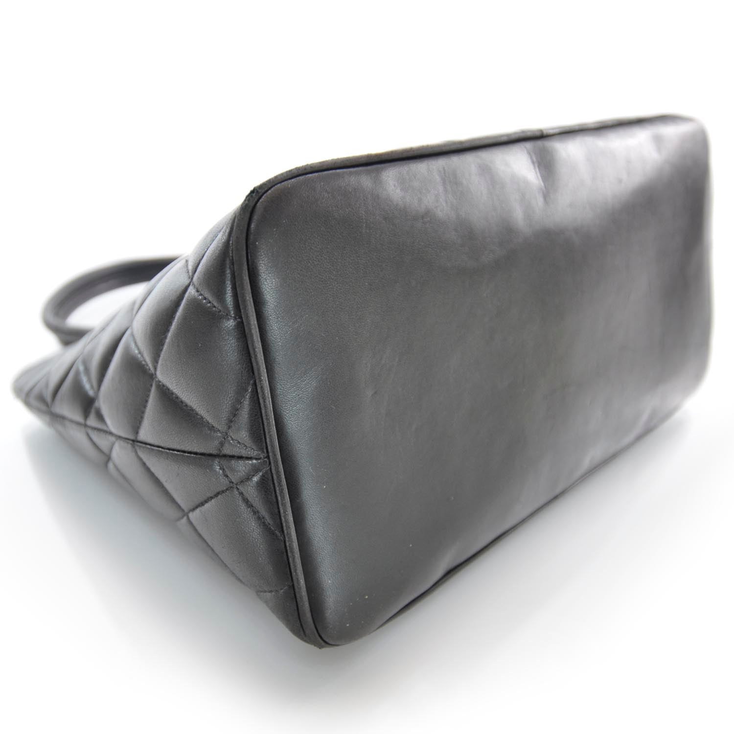 Chanel Lambskin Medallion Tote Black 4 of 8