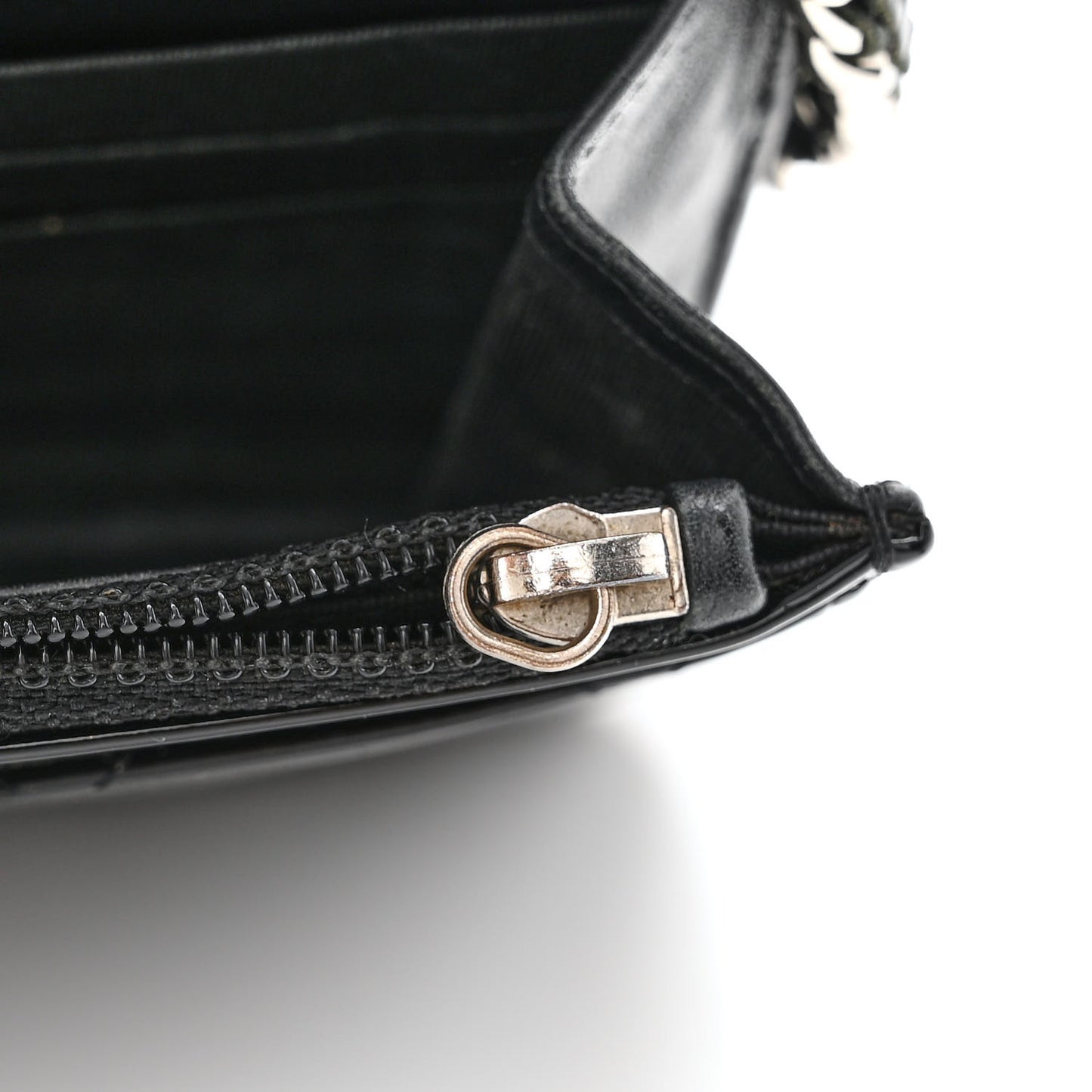 Patent Quilted Brilliant Wallet On Chain WOC Black