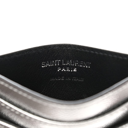 Saint Laurent Metallic Grain De Poudre Matelasse Chevron Monogram Credit Card Case Argento 6 of 7