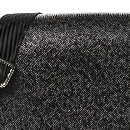 Louis Vuitton Taiga District PM Black 7 of 10