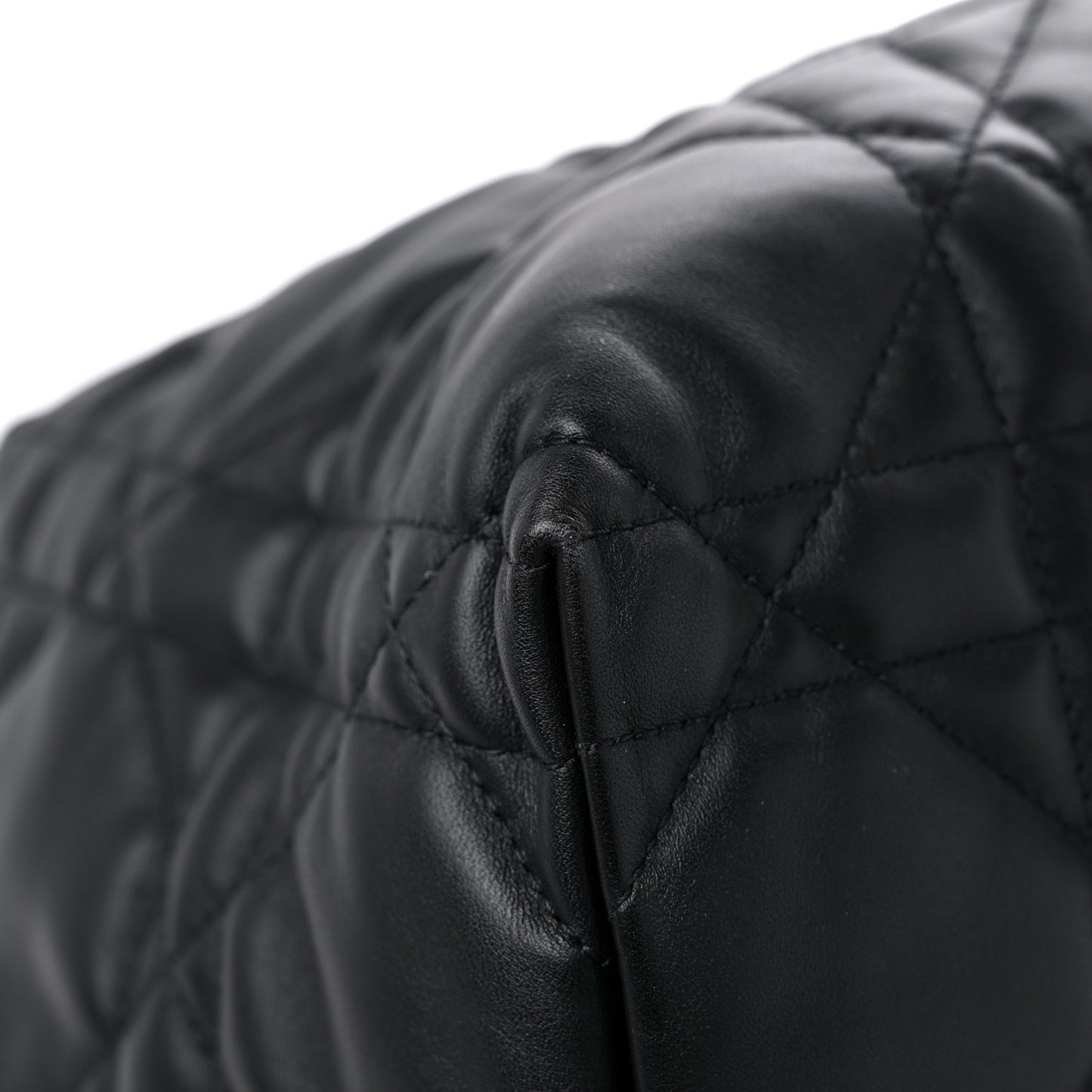 Calfskin Macrocannage Large Toujours Black