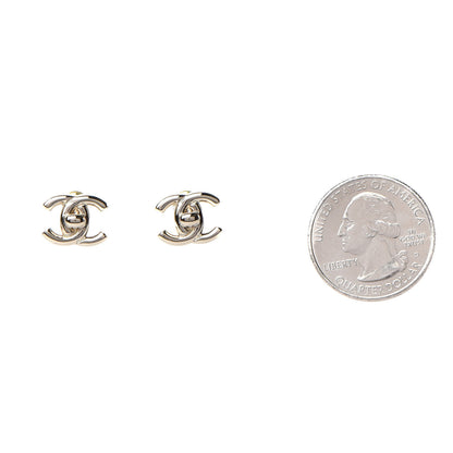 Chanel Metal CC Turnlock Earrings Gold 2 of 4