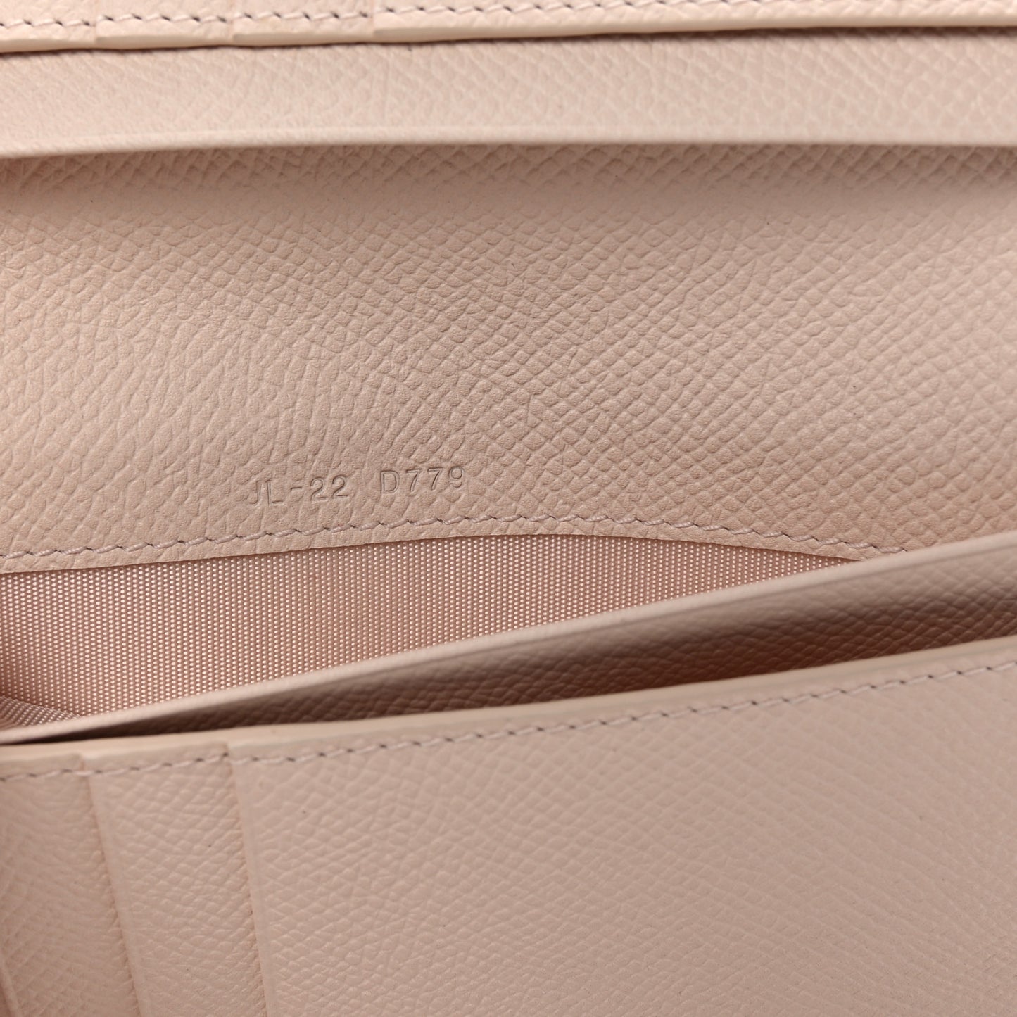 Grained Calfskin Gancini Continental Wallet New Bisque