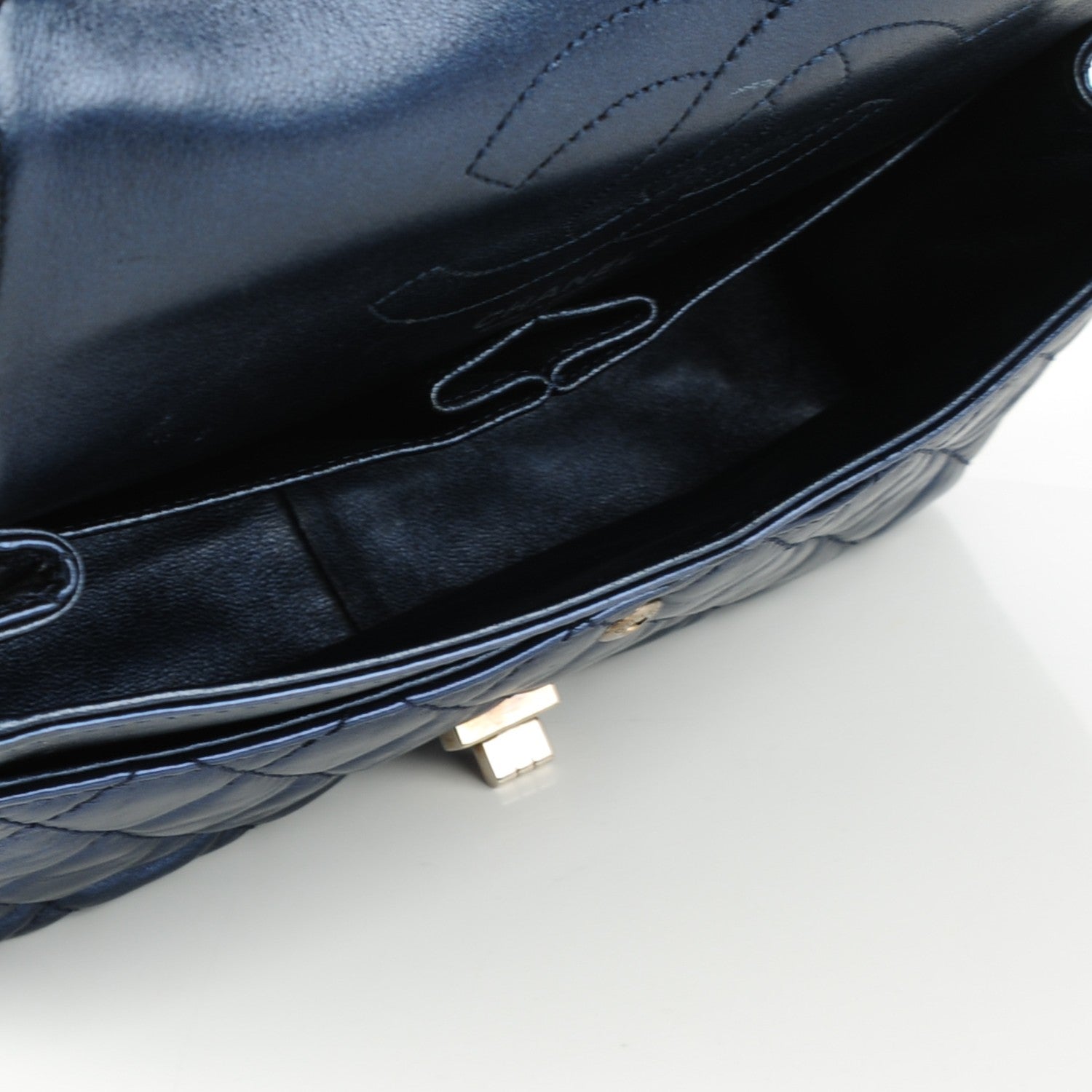 Chanel Metallic Aged Calfskin Quilted 2.55 Reissue 226 Flap Blue 6 of 7