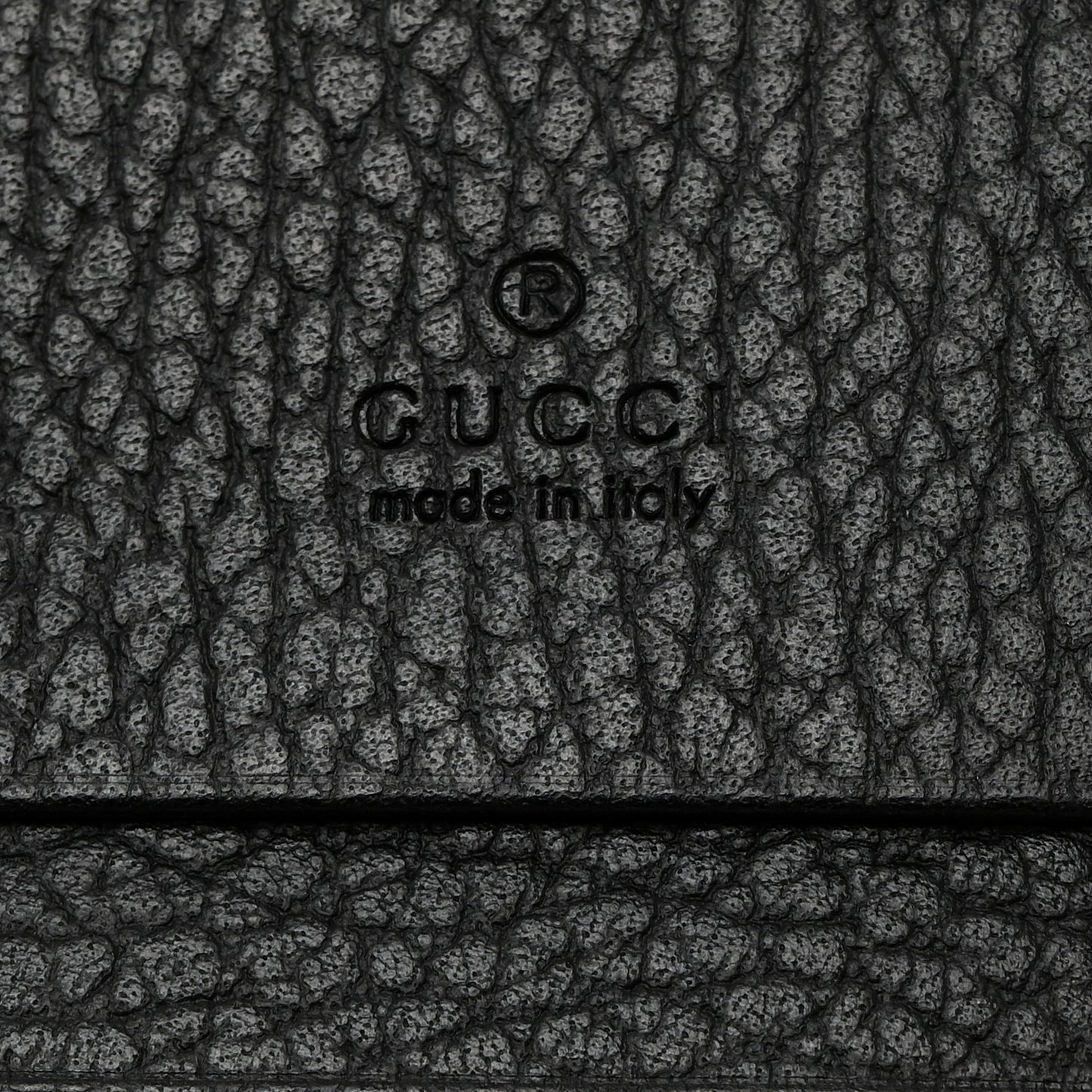 Pebbled Calfskin GG Marmont Card Case Black