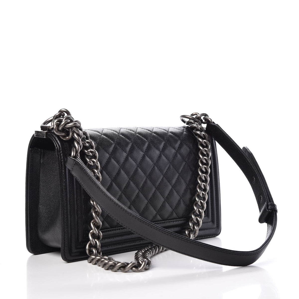 Caviar Quilted Medium Boy Flap Black