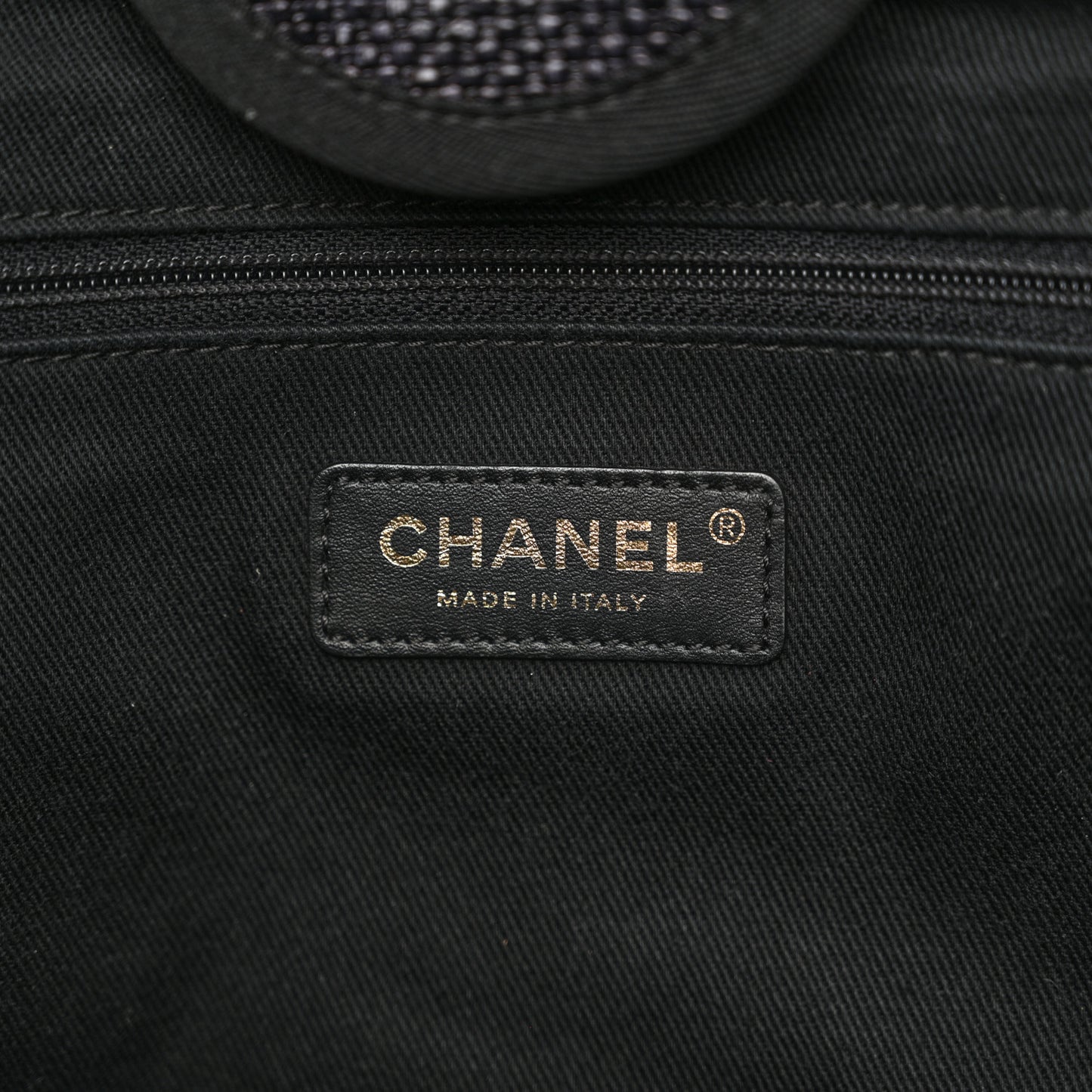 Woven Straw Raffia Large Deauville Tote Black