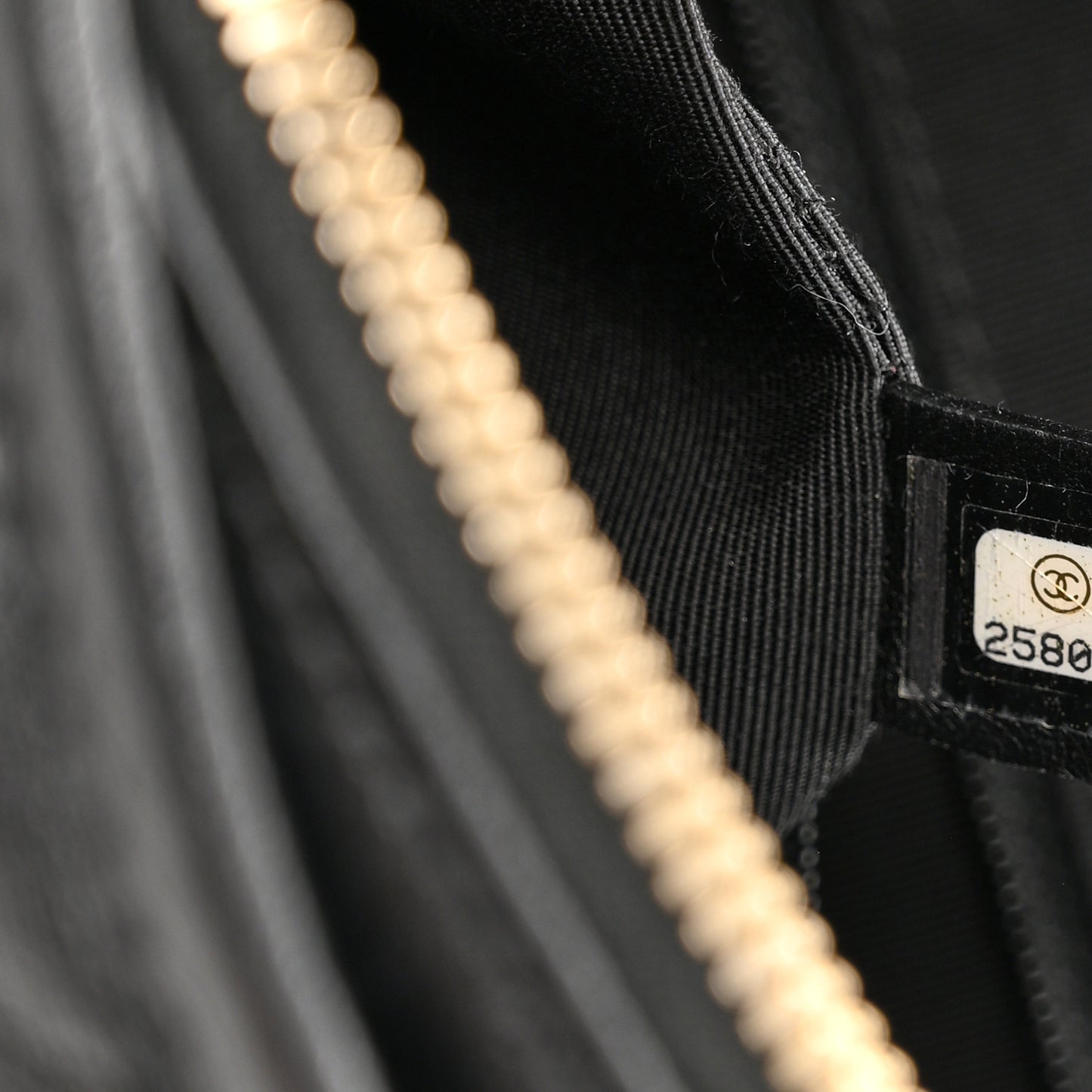 Patent Goatskin Quilted Medium Gabrielle Hobo Black