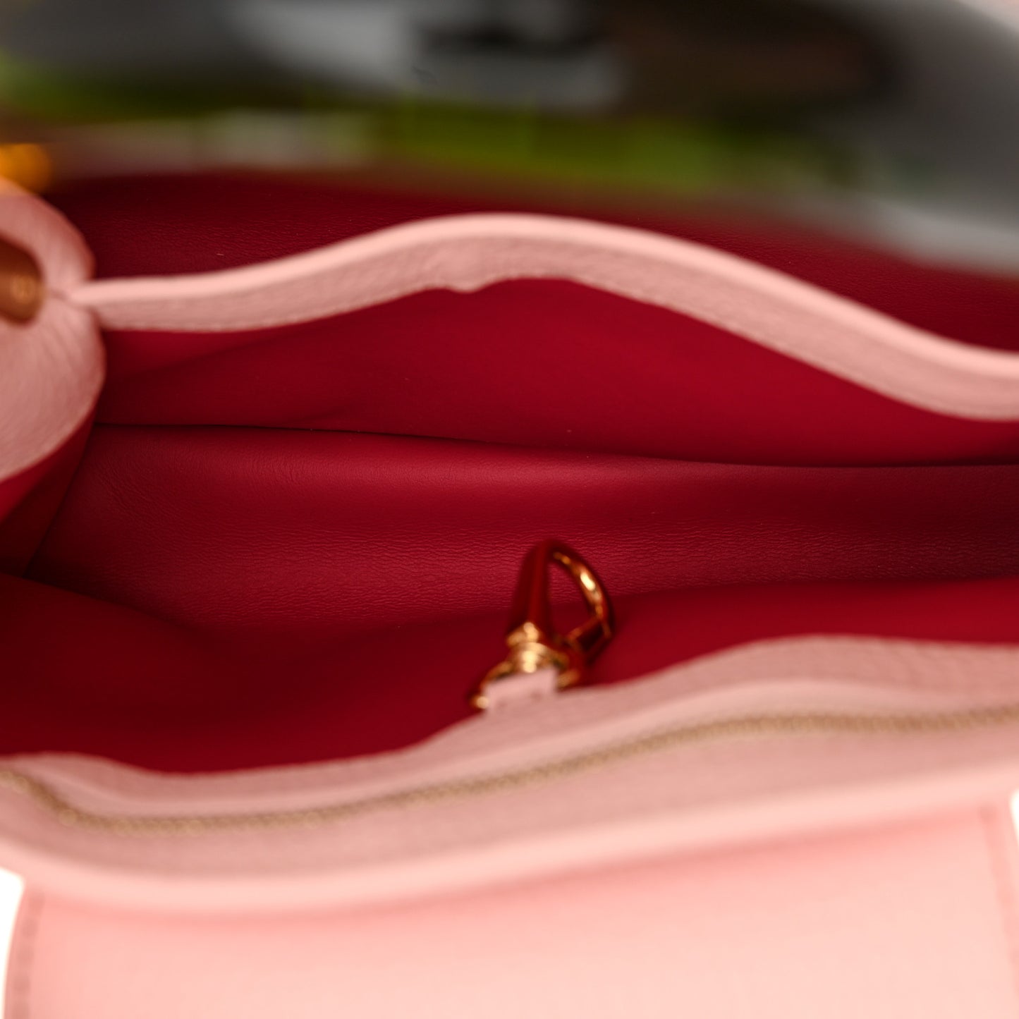 Taurillon Resin Murano Capucines BB Rose Jasmin
