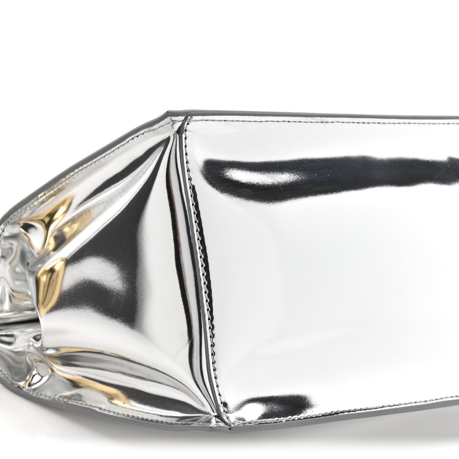 Jacquemus Metallic Patent Calfskin La Pochette Rond Carre Silver 9 of 12