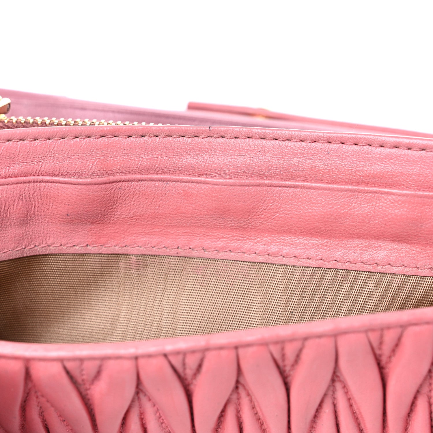 Miu Miu Nappa Matelasse Bicolor Wallet On Chain Loto Orchide 14 of 20