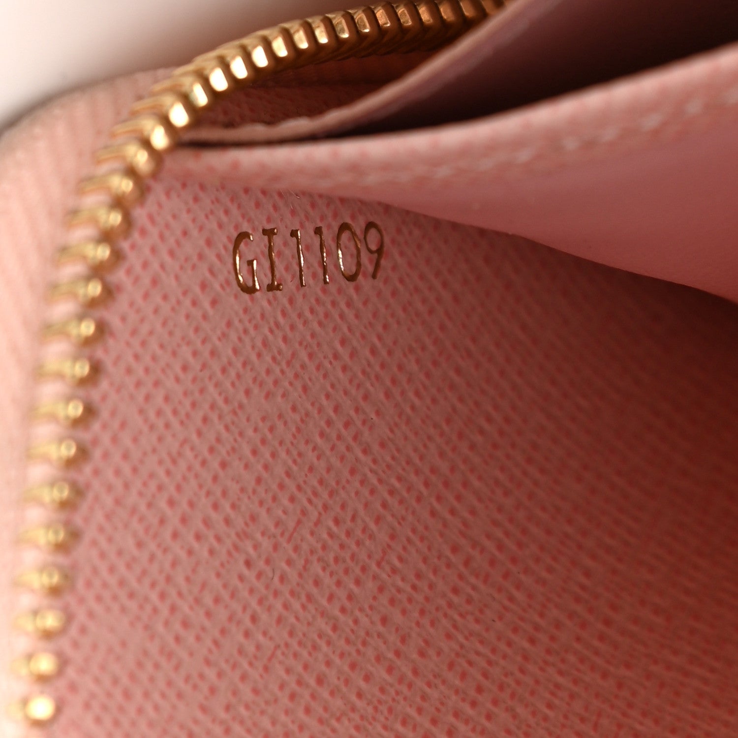 Louis Vuitton Monogram Giant Zippy Wallet Rouge Rose 7 of 12