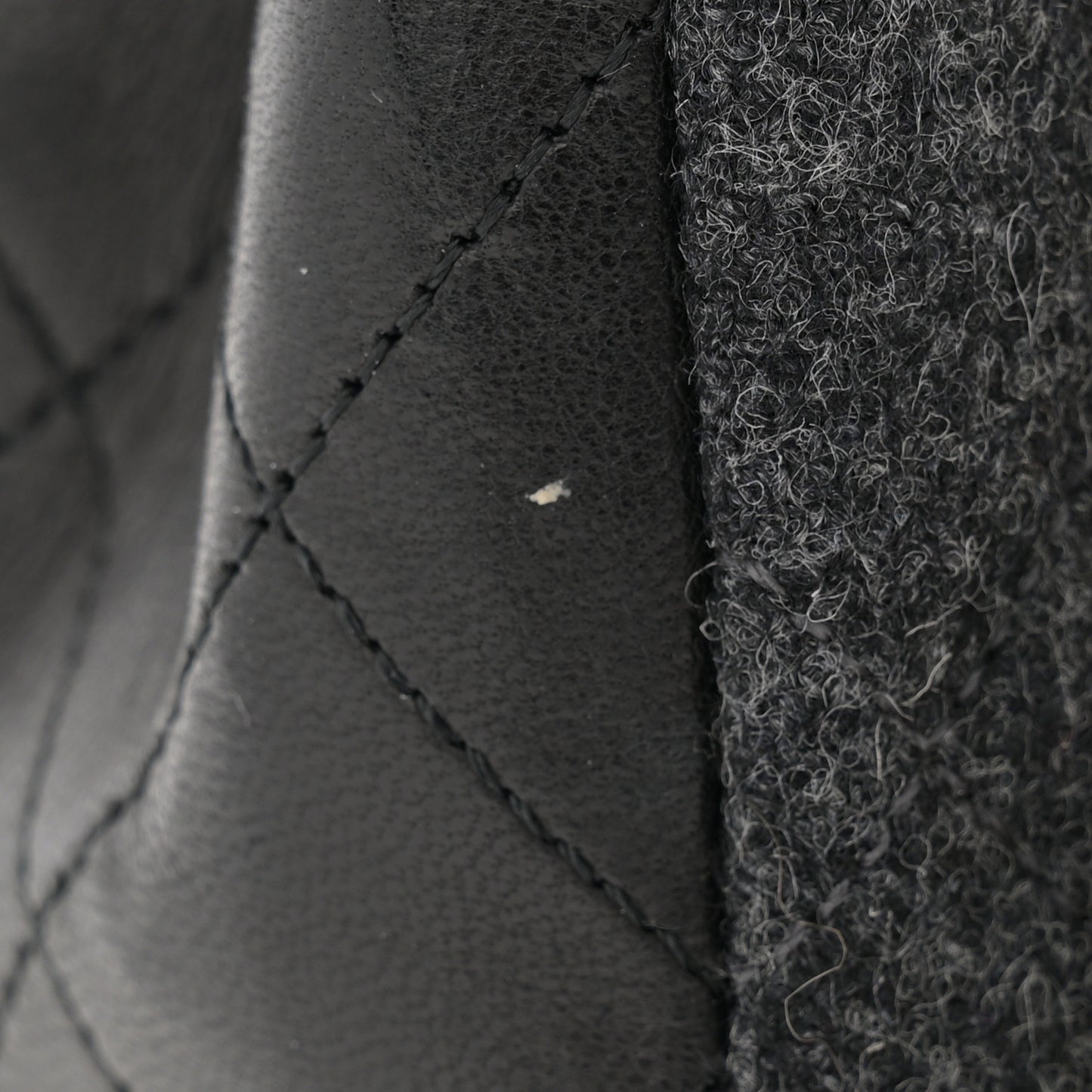 Lambskin Felt Quilted Small Single Flap With Pouch Grey Black