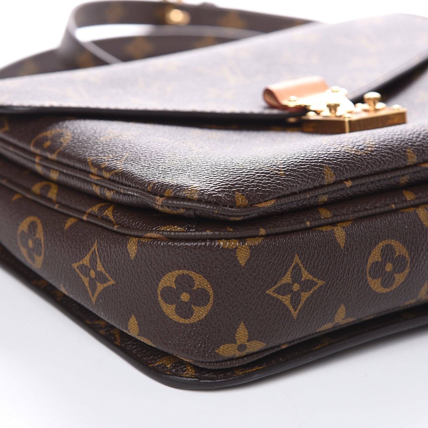 Louis Vuitton Monogram Pochette Metis 8 of 10