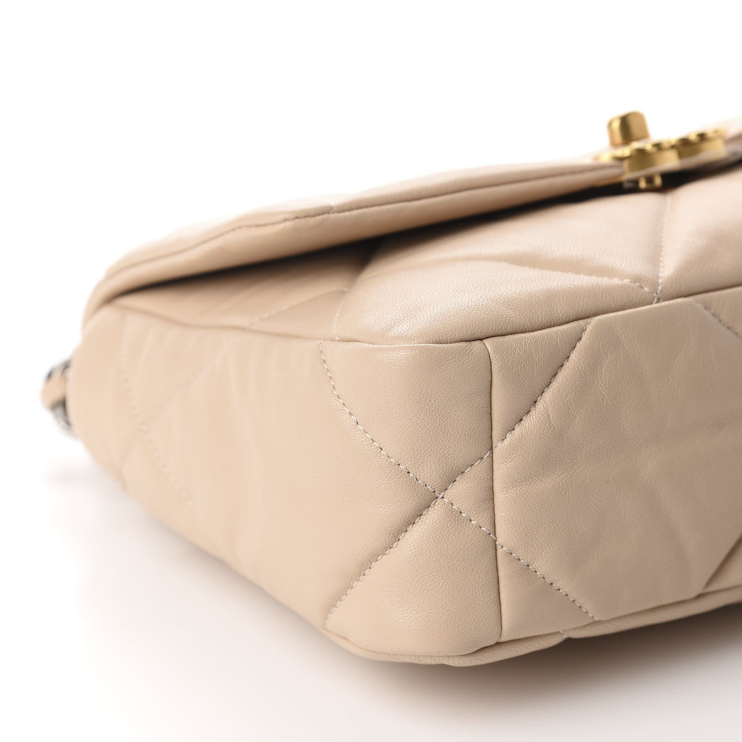 Lambskin Quilted Medium 19 Flap Beige