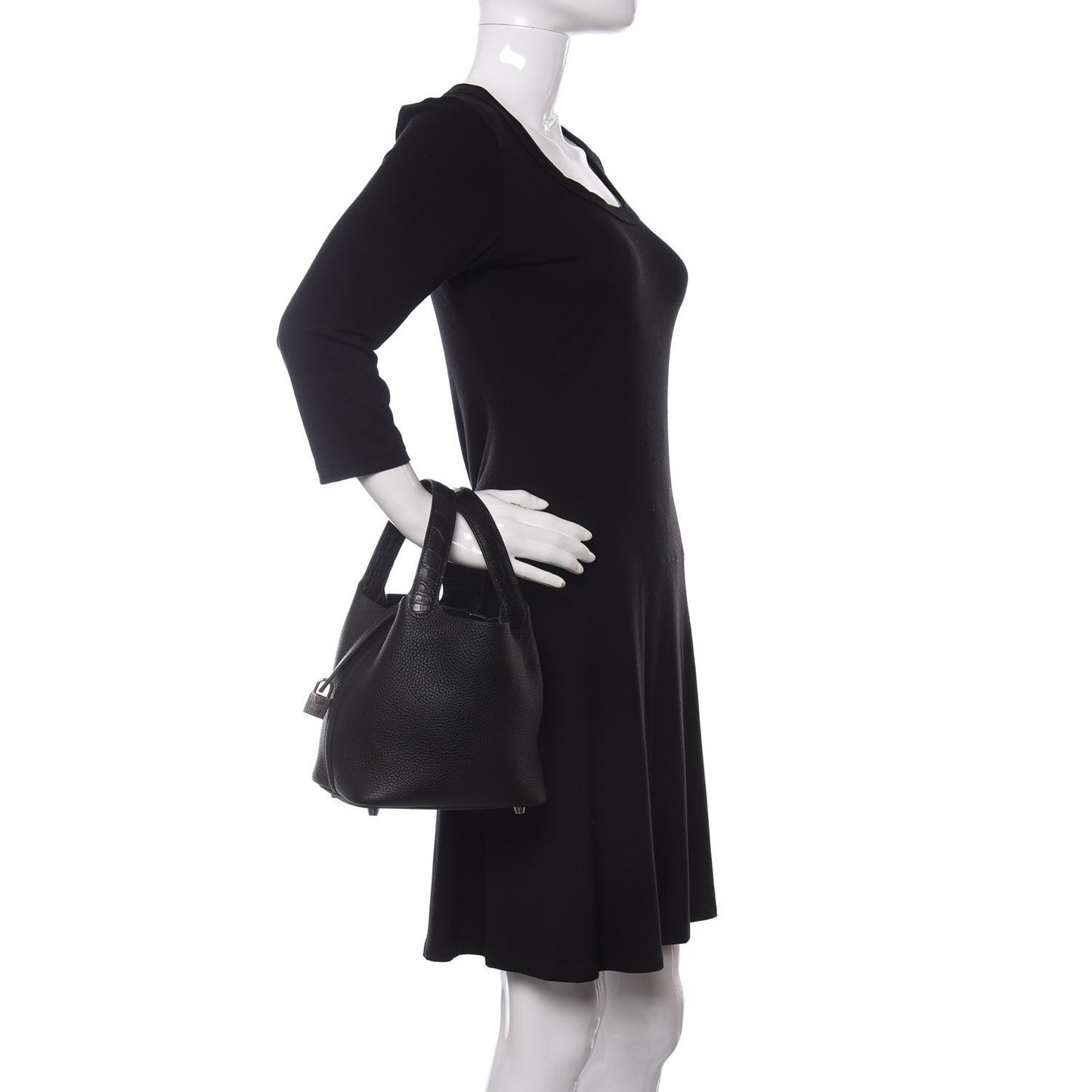 Taurillon Clemence Matte Alligator Picotin Lock Touch 18 PM Black