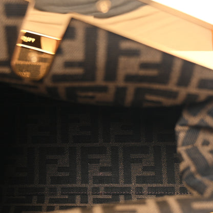 Fendi Shiny Nappa Medium Fendi First Poudre 4 of 10