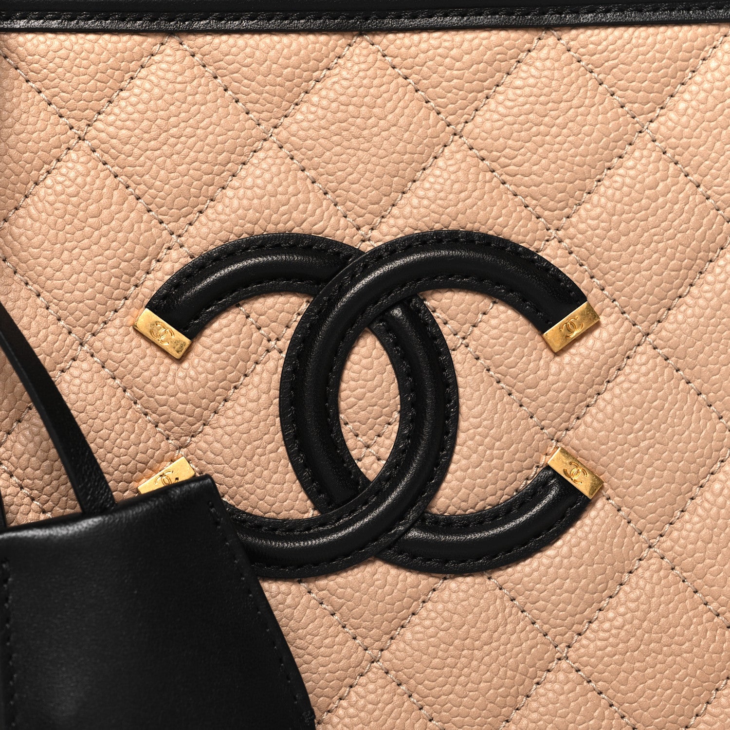 Chanel Caviar Quilted Medium CC Filigree Vanity Case Beige Black 9 of 11