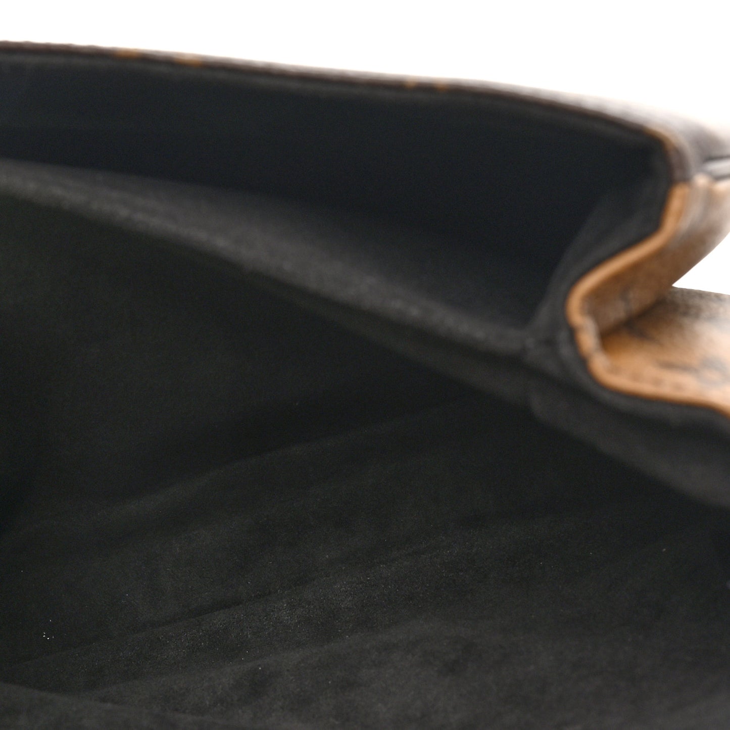 Reverse Monogram Pochette Metis