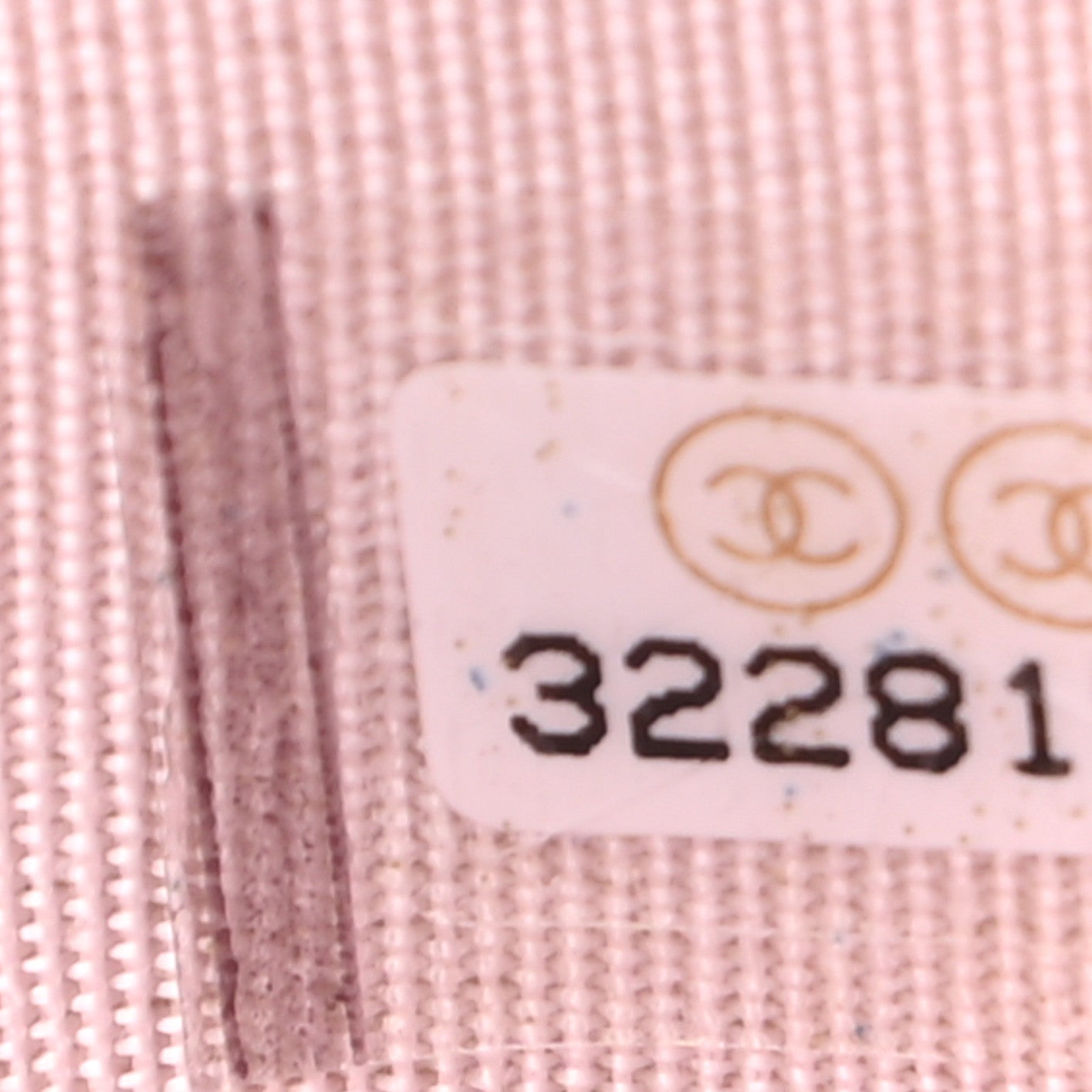 Caviar Quilted Card Holder Light Pink