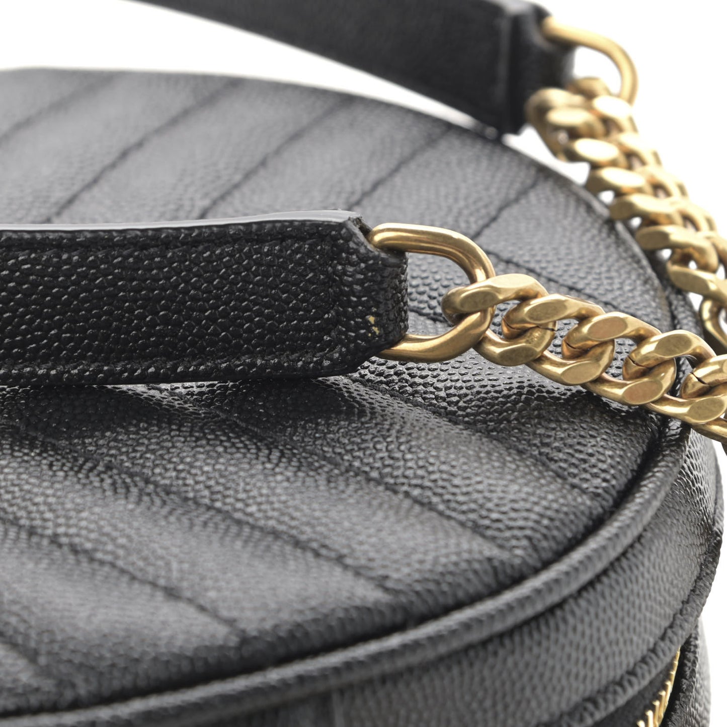 Grain De Poudre Matelasse Chevron Quilted Round Vinyle Camera Bag Black