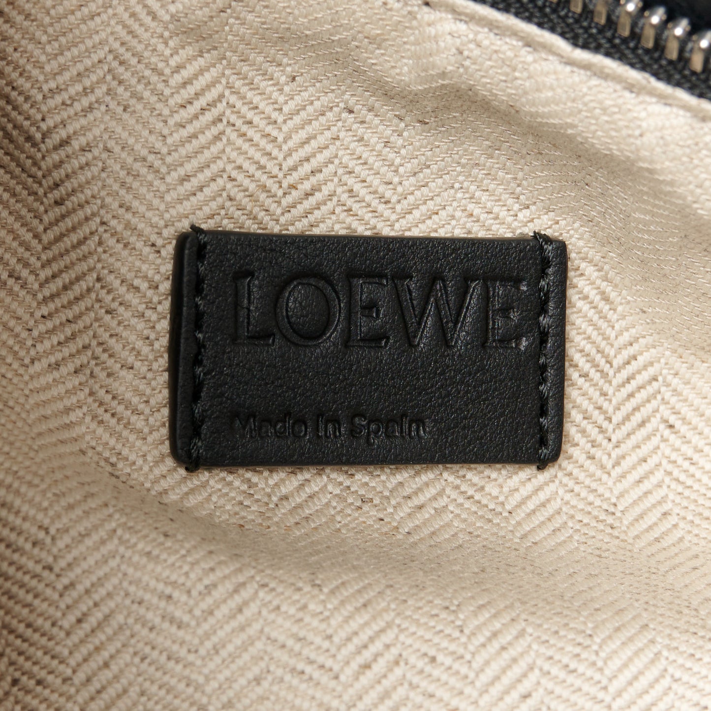 Calfskin Medium Puzzle Edge Bag Black