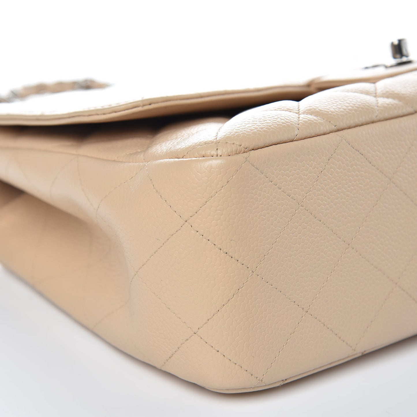 Caviar Quilted Jumbo Single Flap Beige Clair