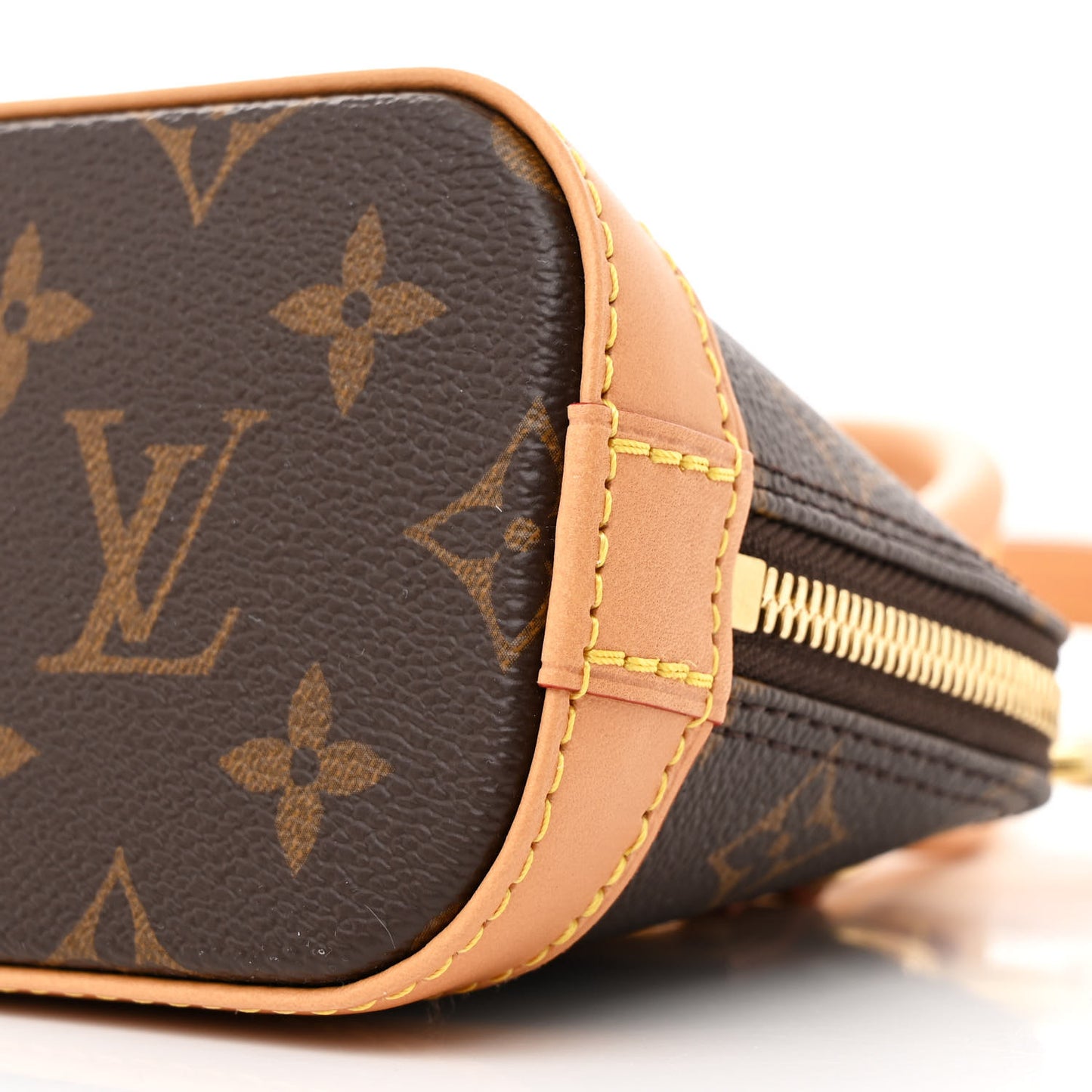 Monogram Nano Alma