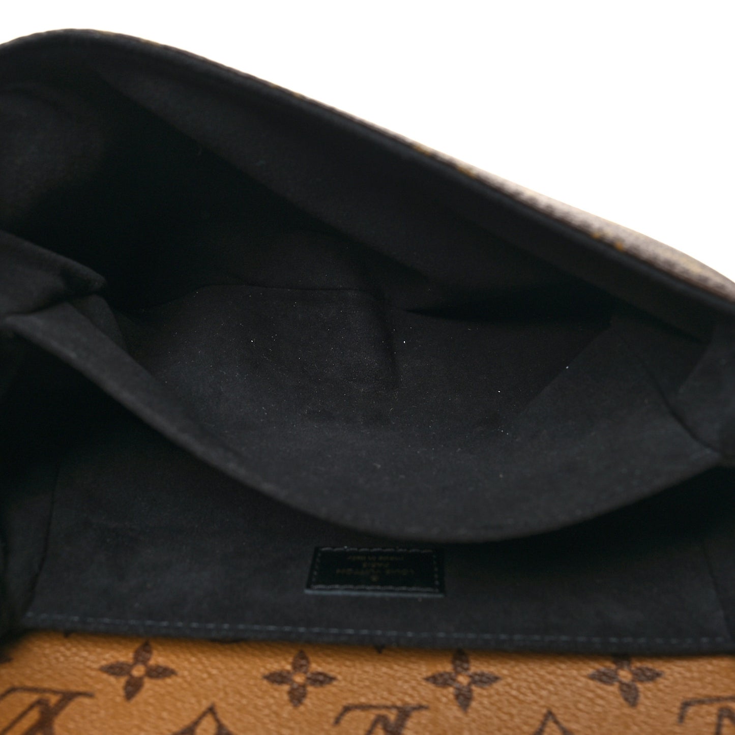 Reverse Monogram Pochette Metis