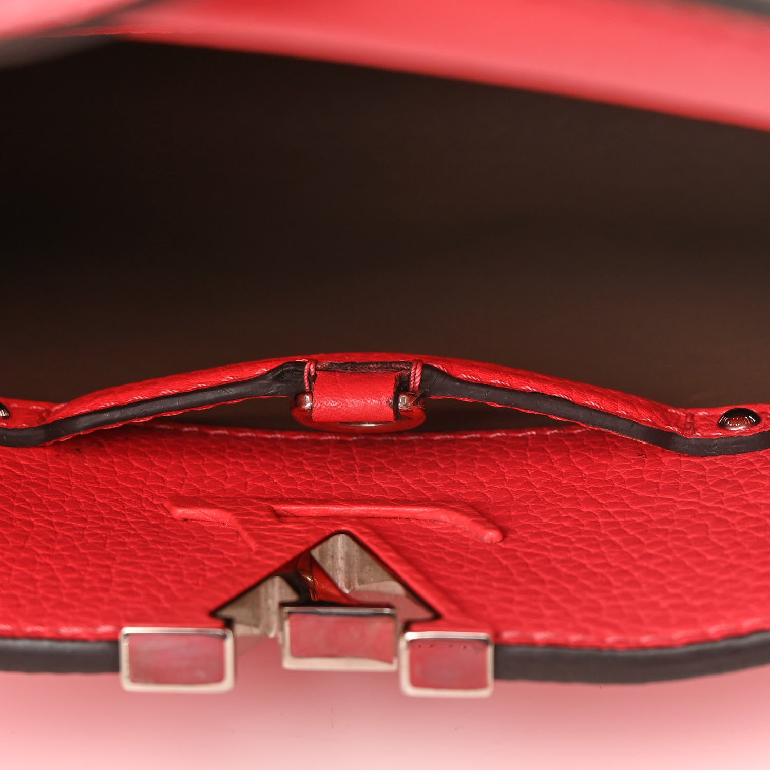 Louis Vuitton Taurillon Capucines BB Rose Litchi 10 of 17