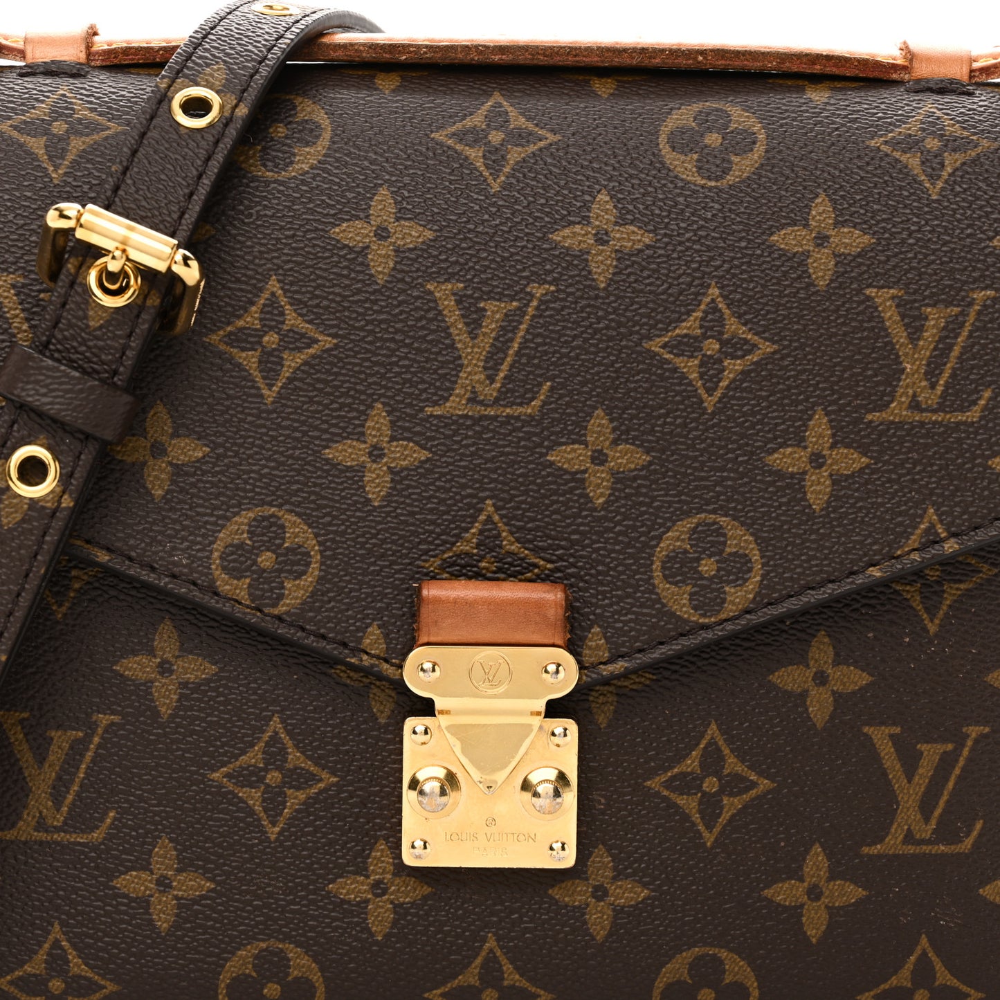 Monogram Pochette Metis