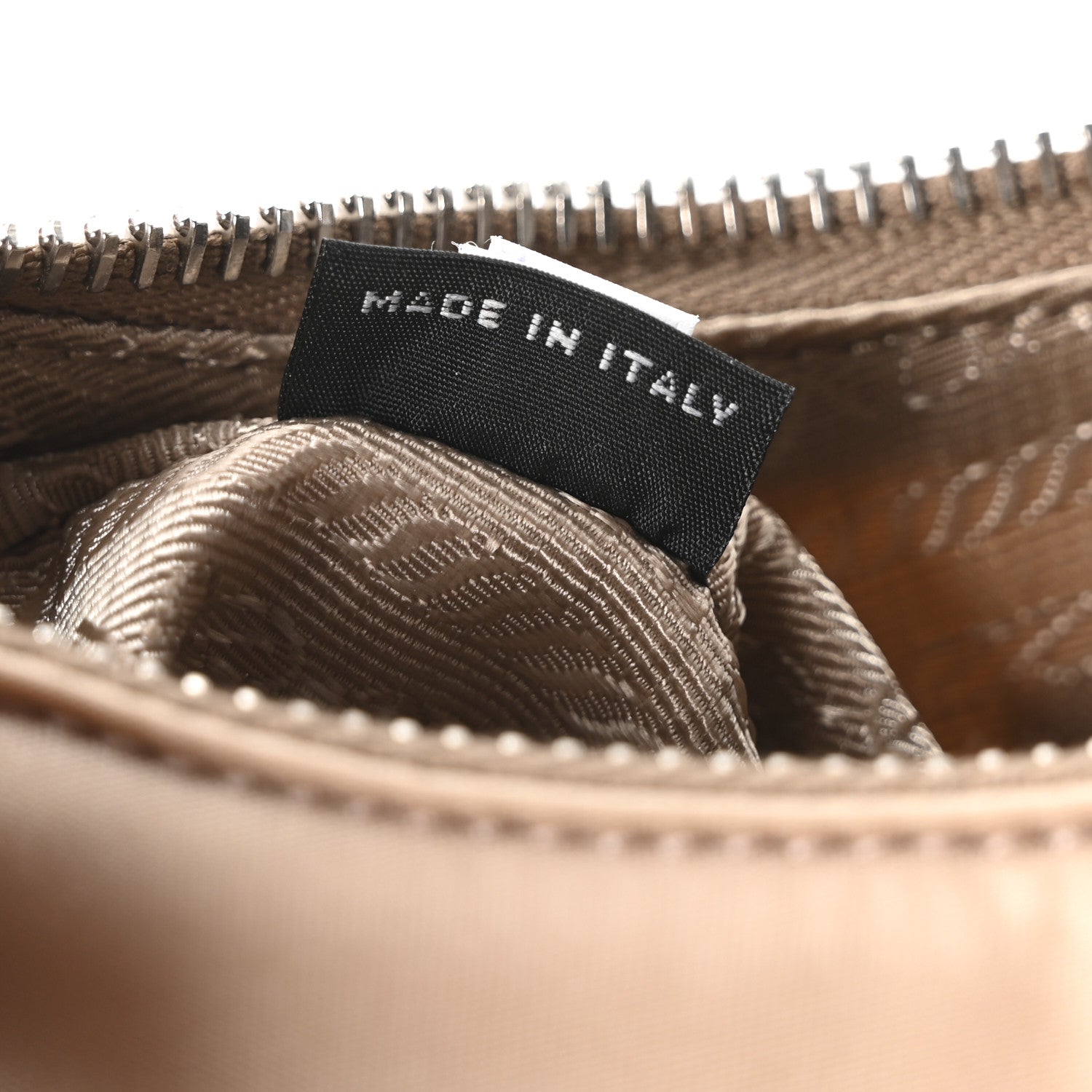 Prada Nylon Re-Edition 2005 Shoulder Bag Cammeo 7 of 11
