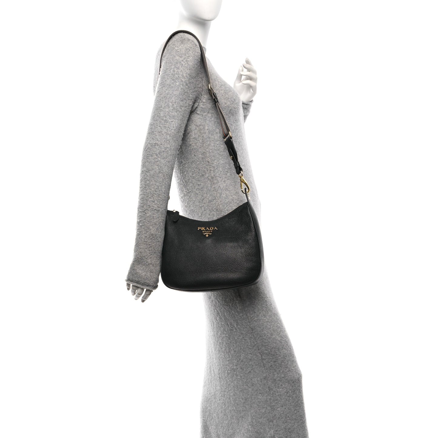 Vitello Phenix Zippered Messenger Hobo Black