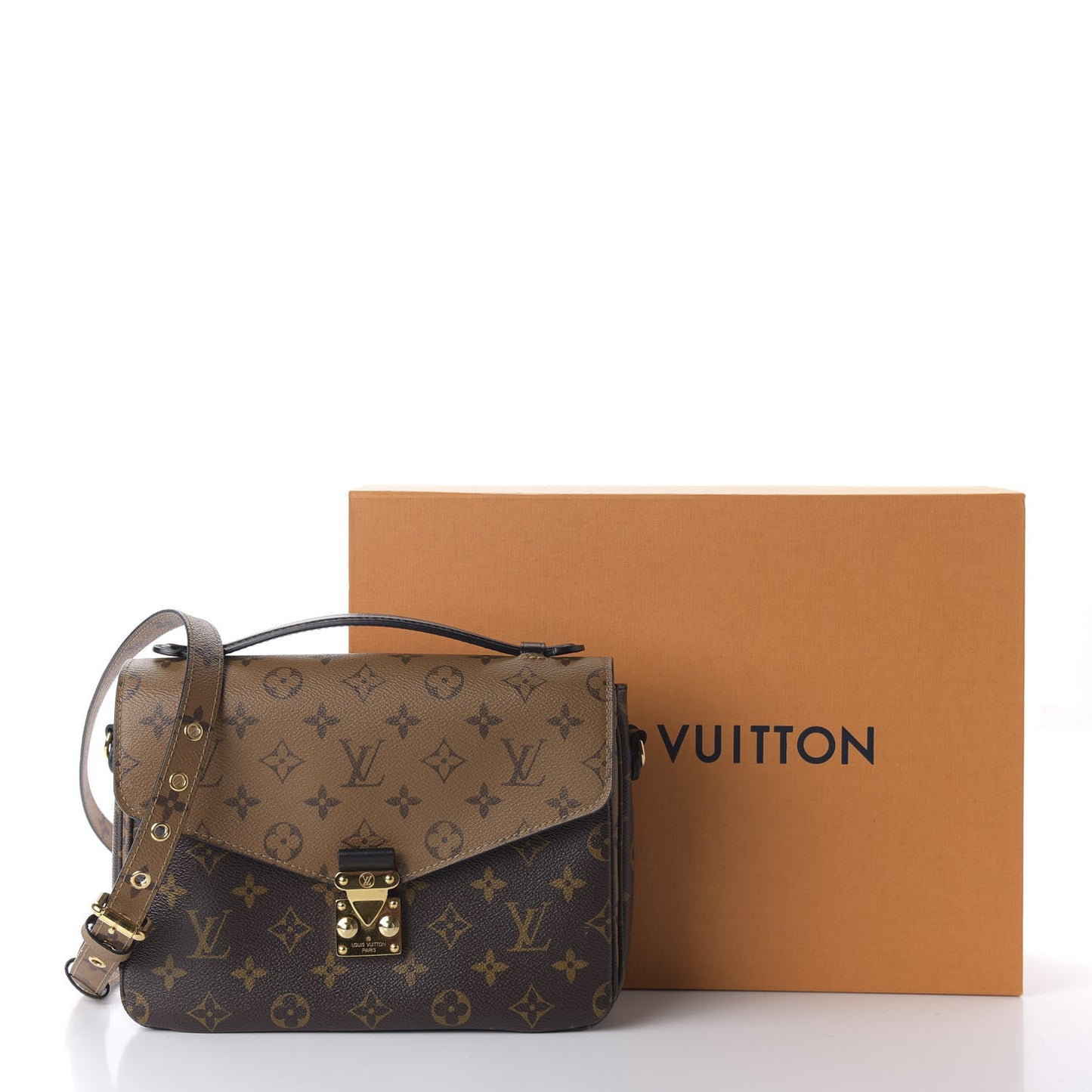 Reverse Monogram Pochette Metis
