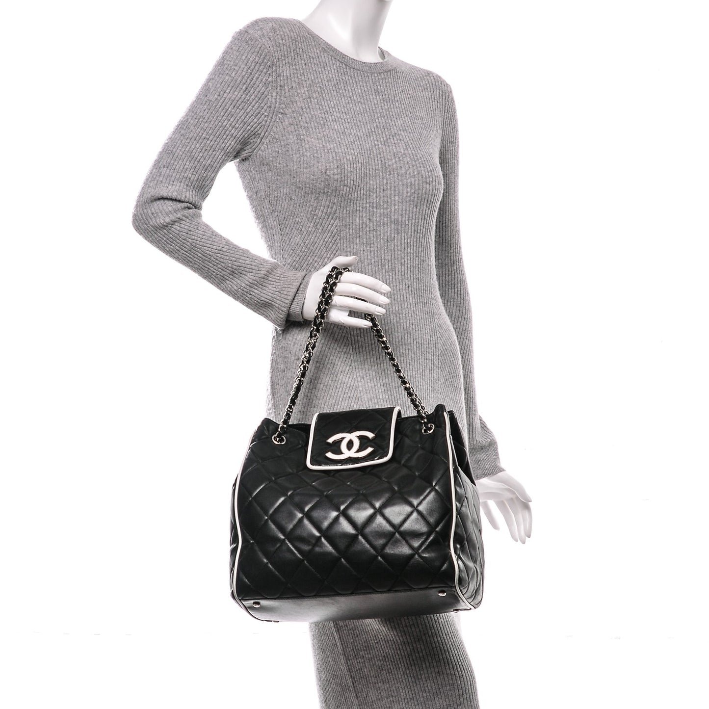 Lambskin Quilted CC Shopping Tote Black