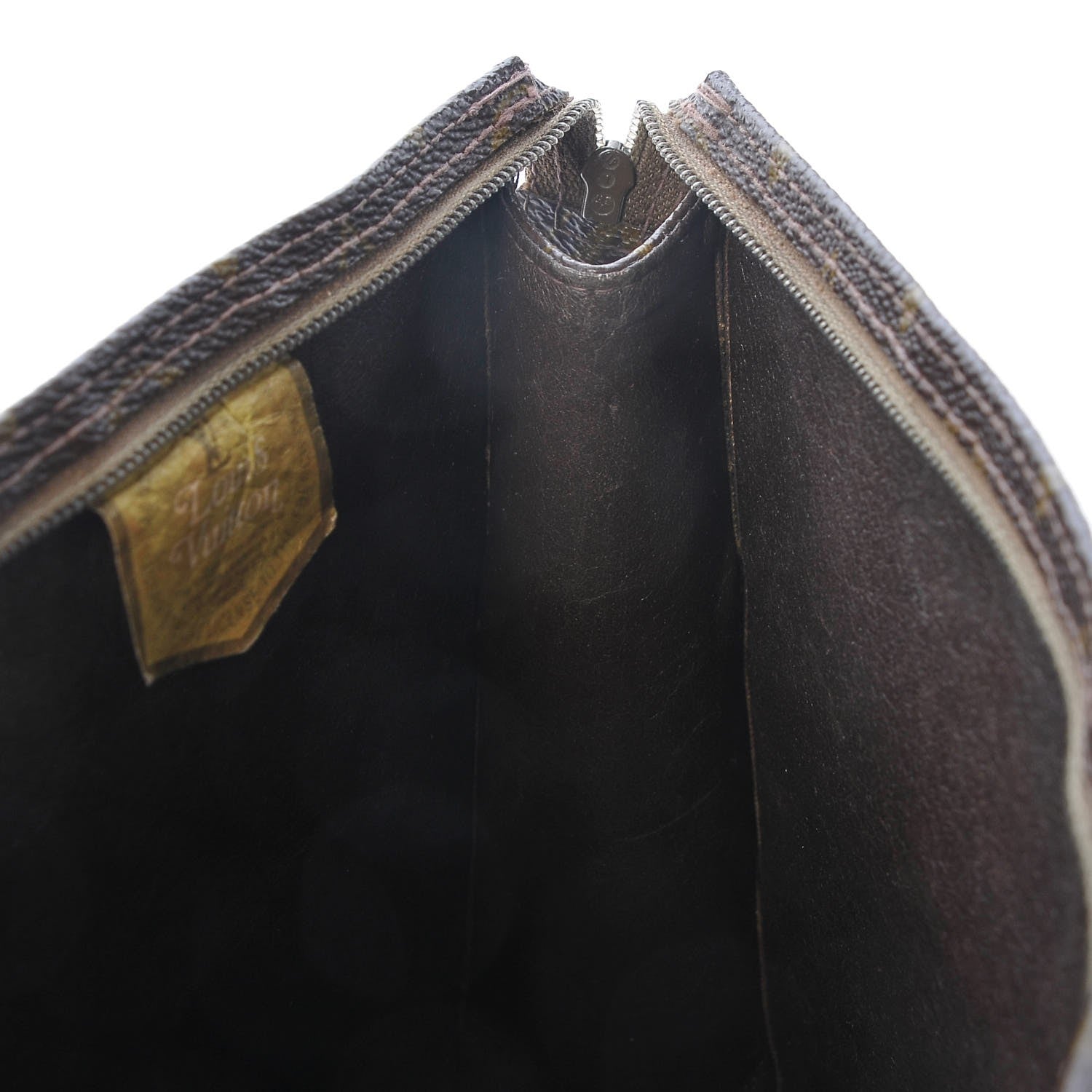 Louis Vuitton Monogram French Company Poche Toilette 26 22 of 24