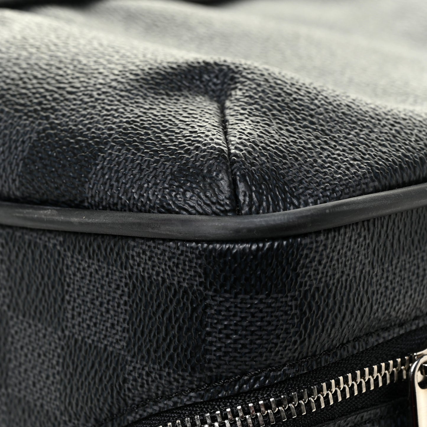 Damier Graphite Neo Eole 65