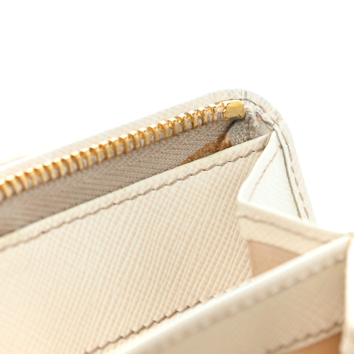 Saffiano Metal Compact Wallet Talco