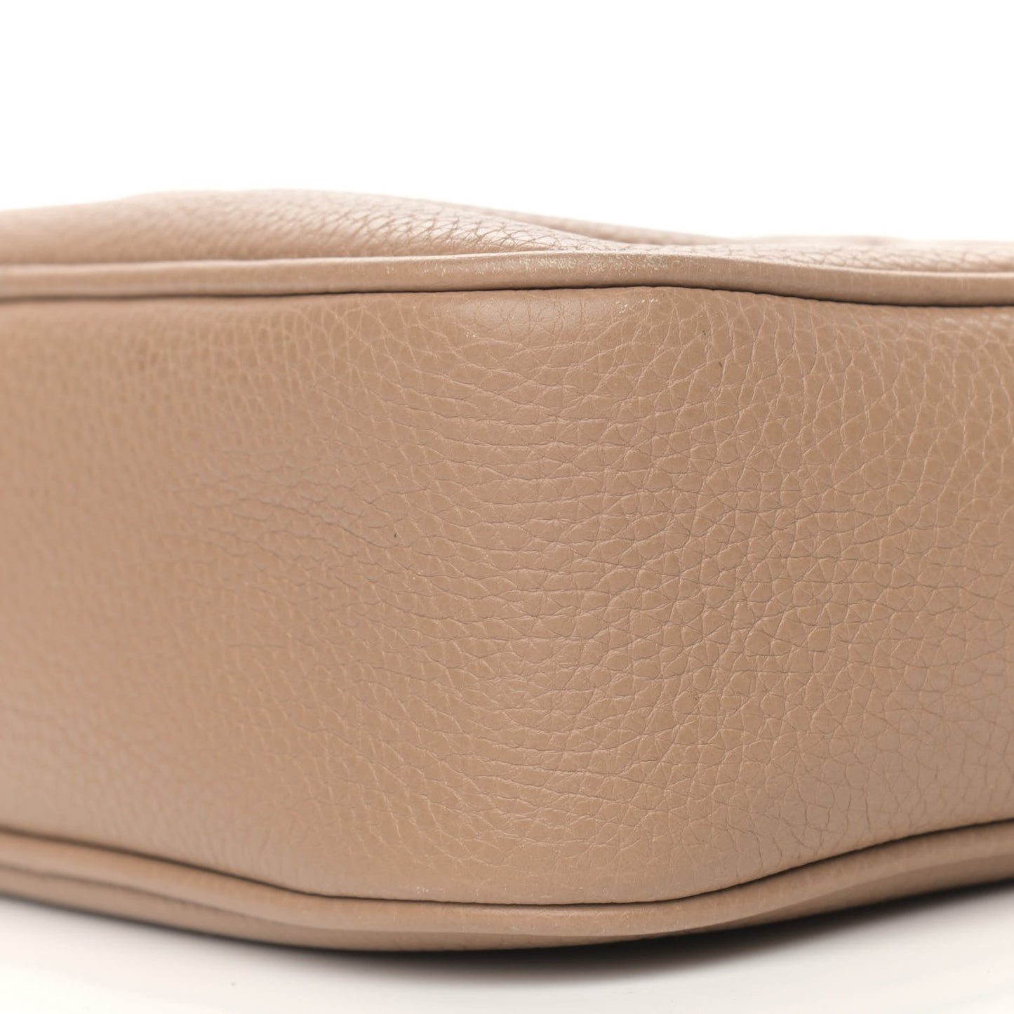 Pebbled Calfskin Small Soho Disco Bag Camelia