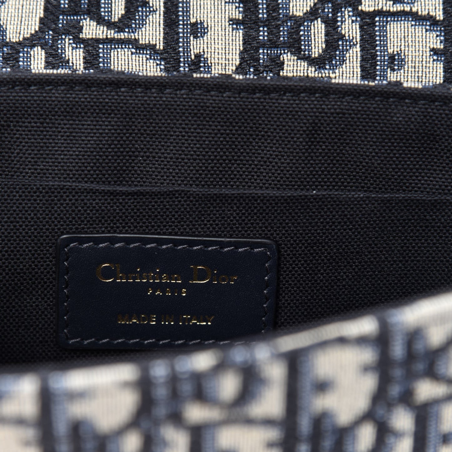 Oblique 30 Montaigne Box Bag Blue