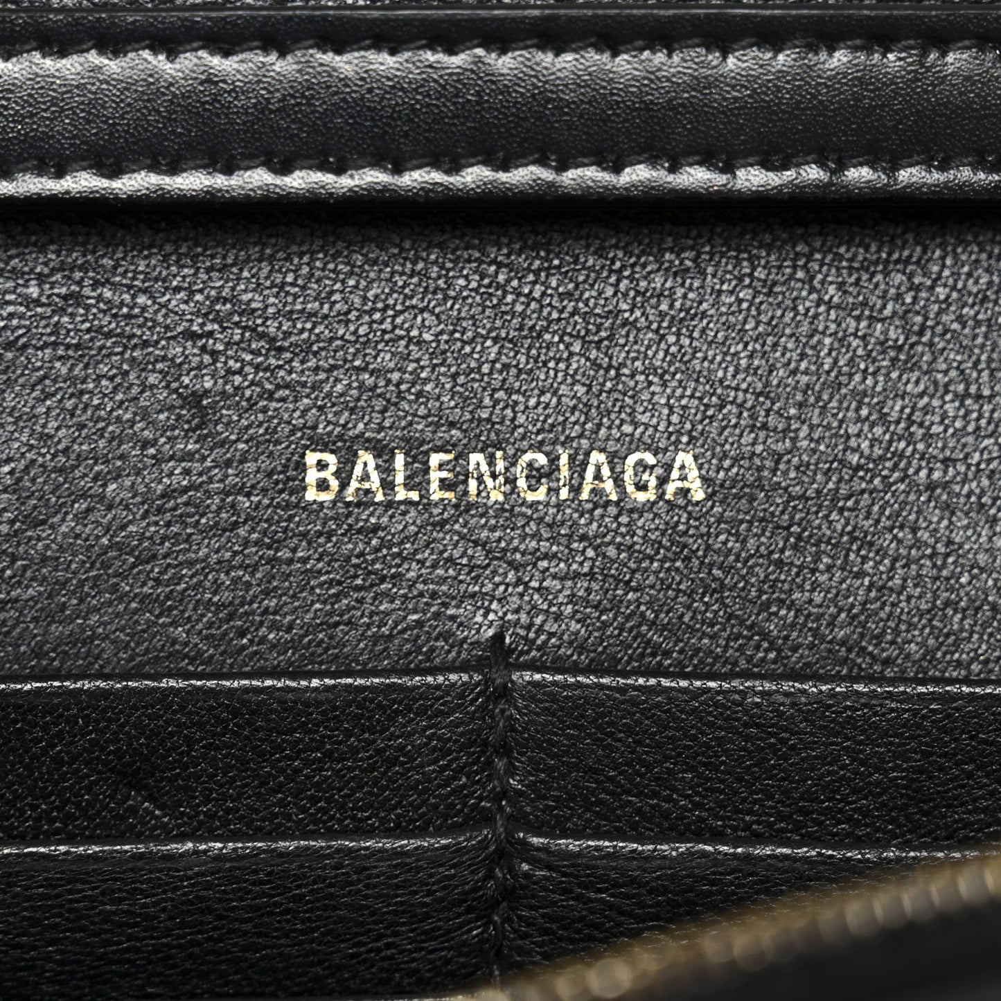 Shiny Box Calfskin Hourglass Chain Bag Black