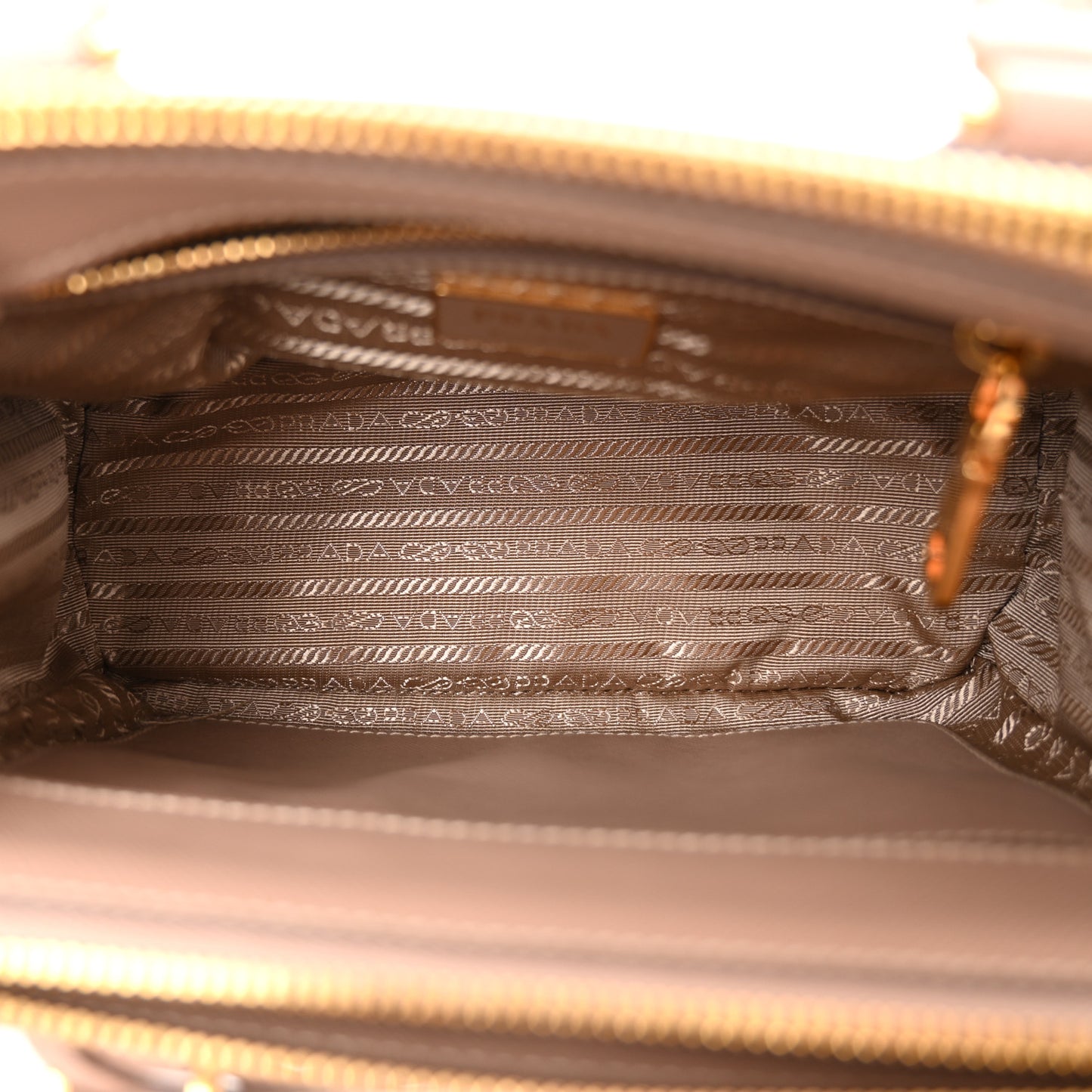 Saffiano Mini Galleria Double Zip Tote Cammeo