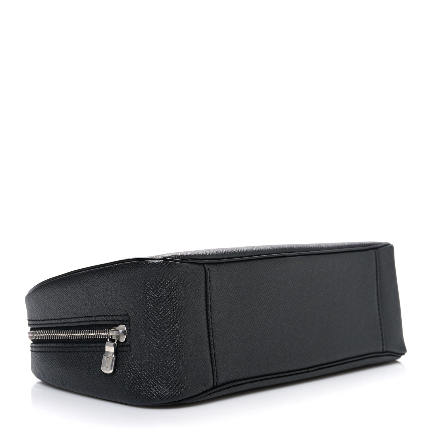 Louis Vuitton Taiga Trousse Toilette GM Ardoise 4 of 7