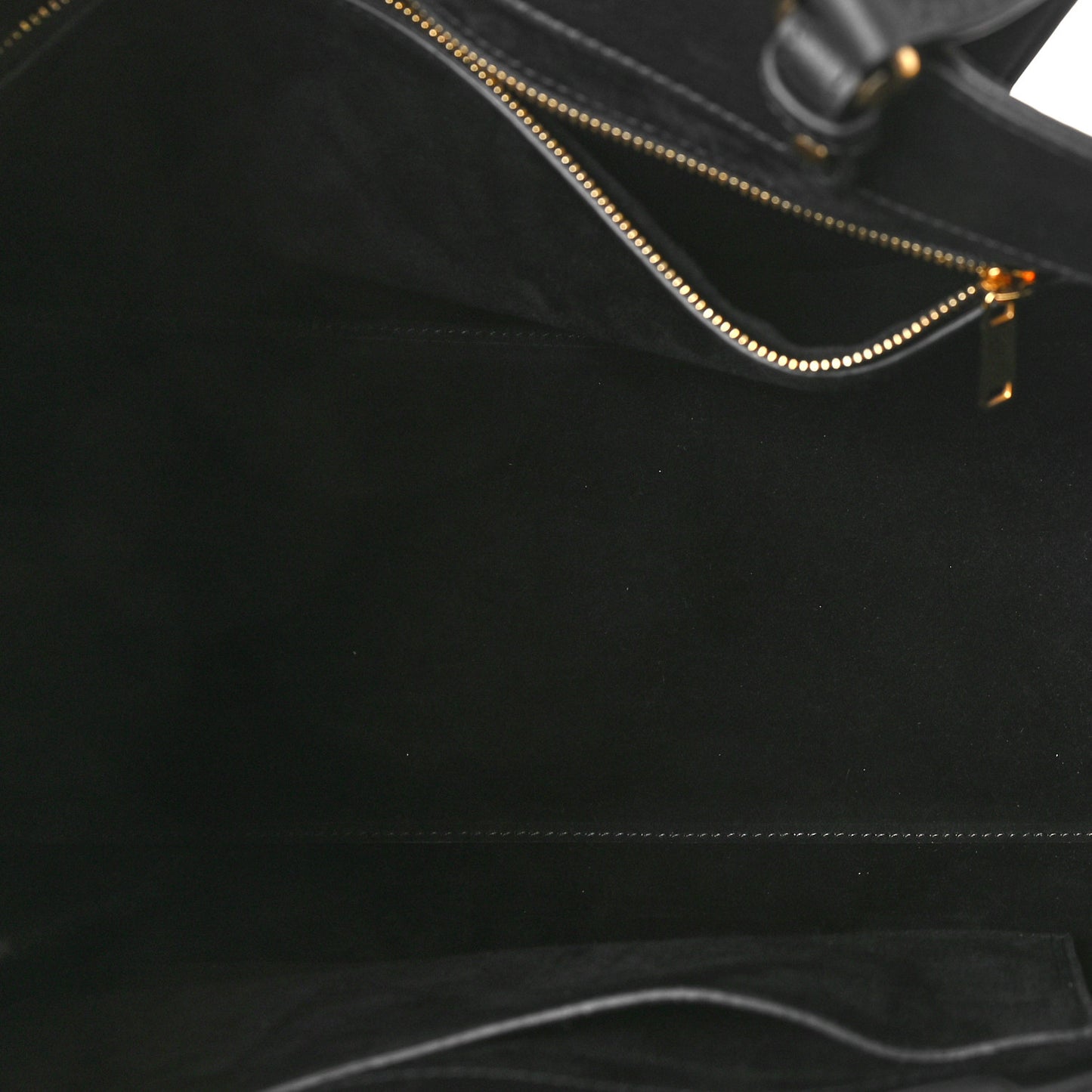 Supple Calfskin Medium Appoline Black
