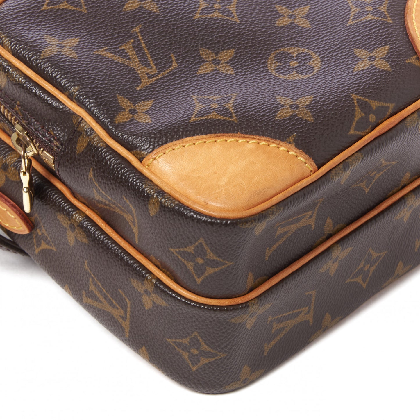 Monogram Amazone
