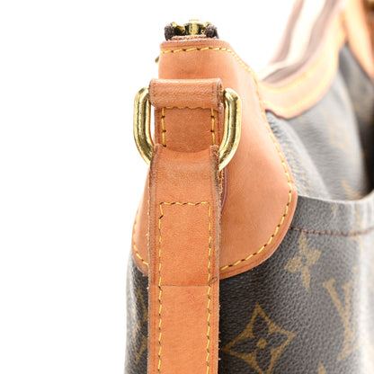 Louis Vuitton Monogram Odeon PM 15 of 18