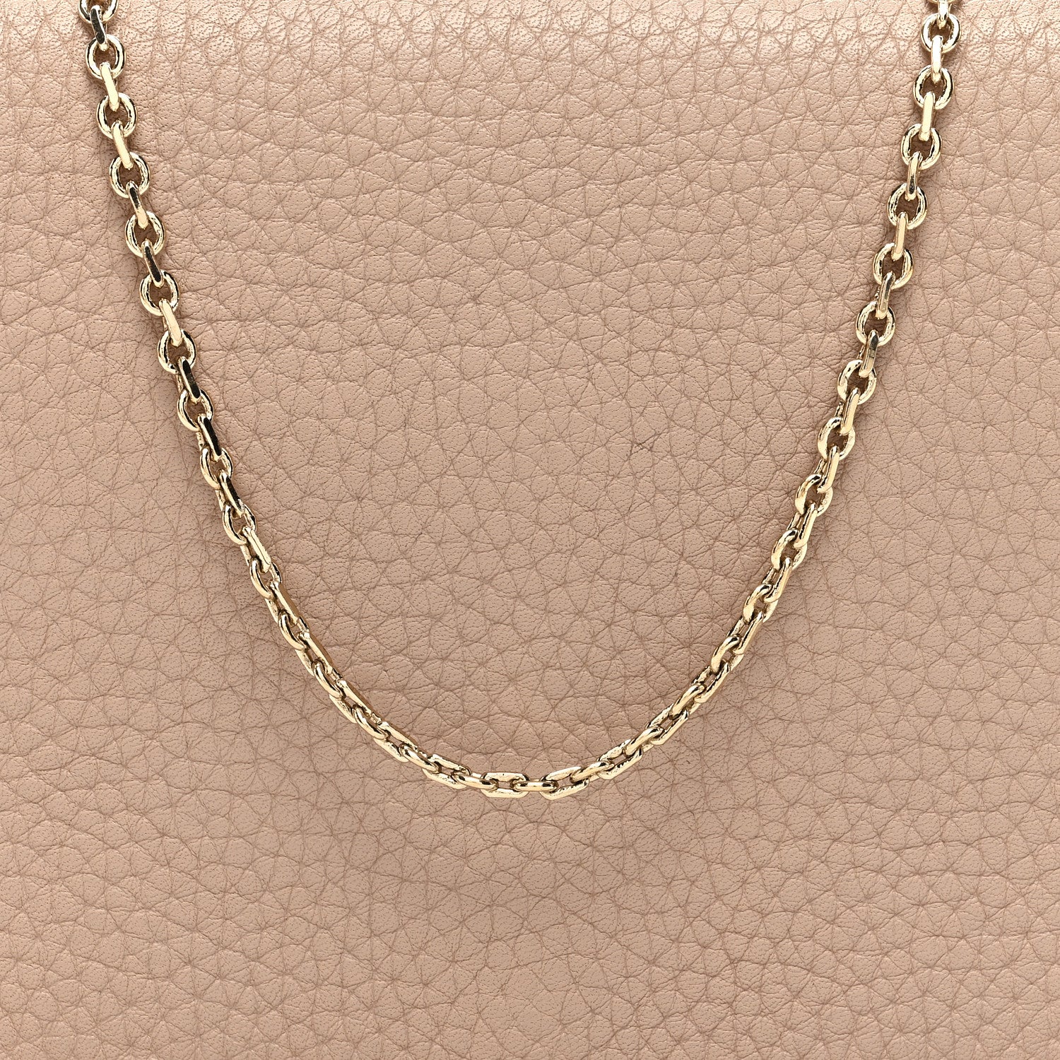 Valentino Garavani Pebbled Calfskin Rockstud Wallet On Chain Poudre 8 of 12