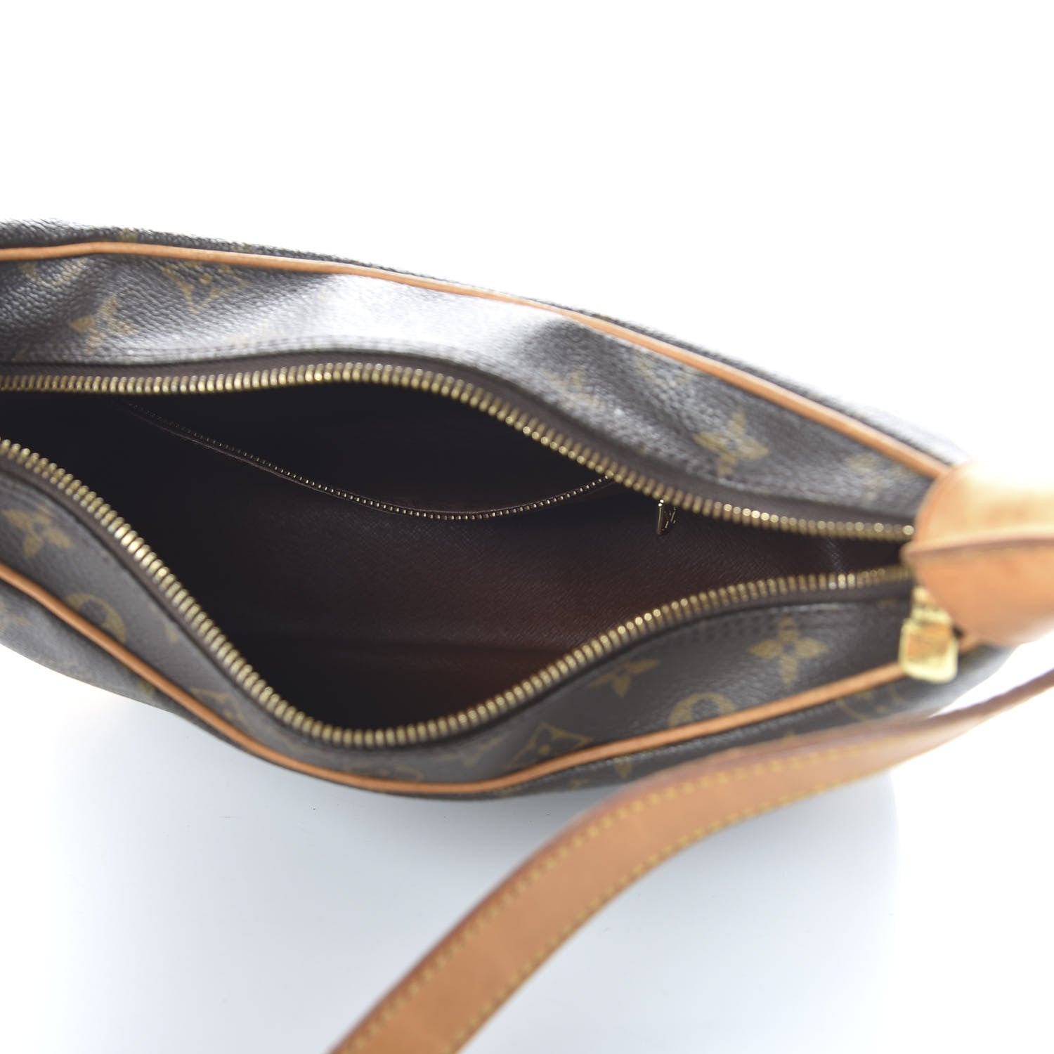 Louis Vuitton Monogram Boulogne 30 5 of 10