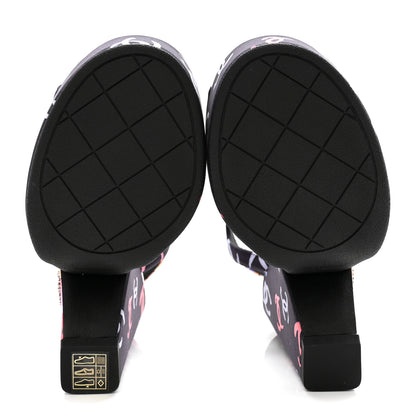 Chanel Fabric Printed Crystal Pearl CC Platform Pumps 39 Black Multicolor 5 of 10