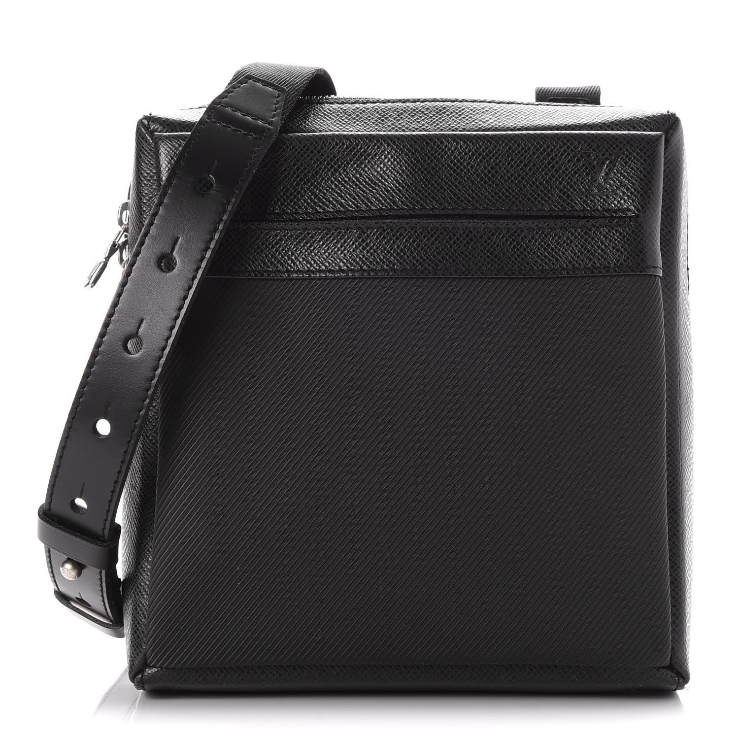Louis Vuitton Taiga Beloukha Ardoise 1 of 6